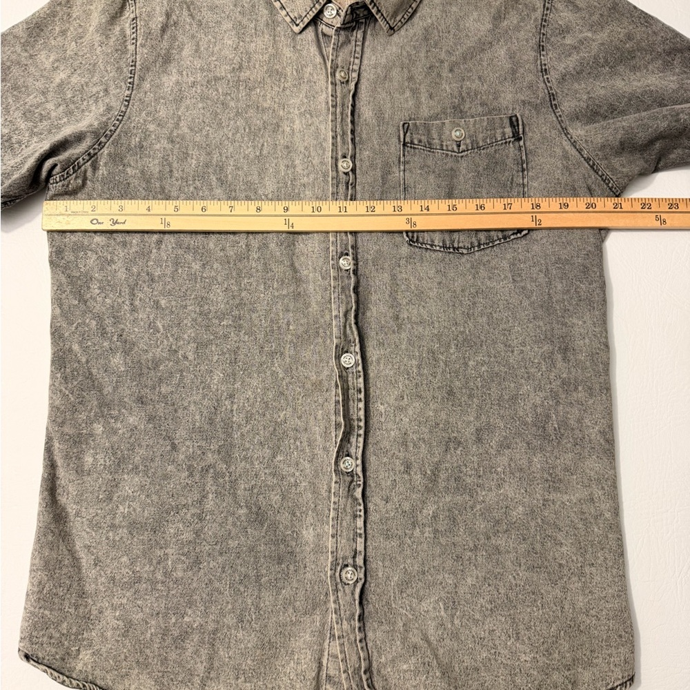 Modern Amusement‎ Gray Casual Button Down Shirt - Picture 10 of 10